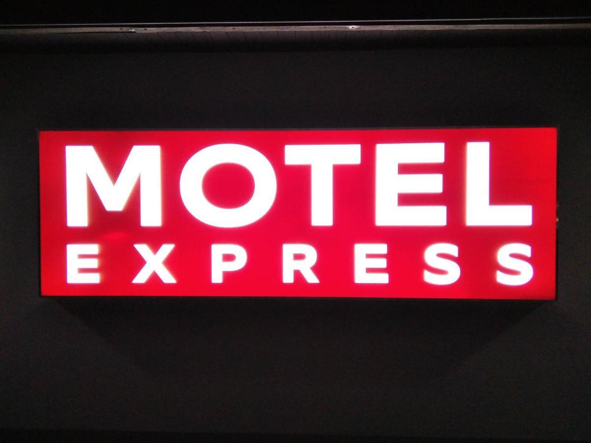 Motel Express Bogucin  Exterior photo